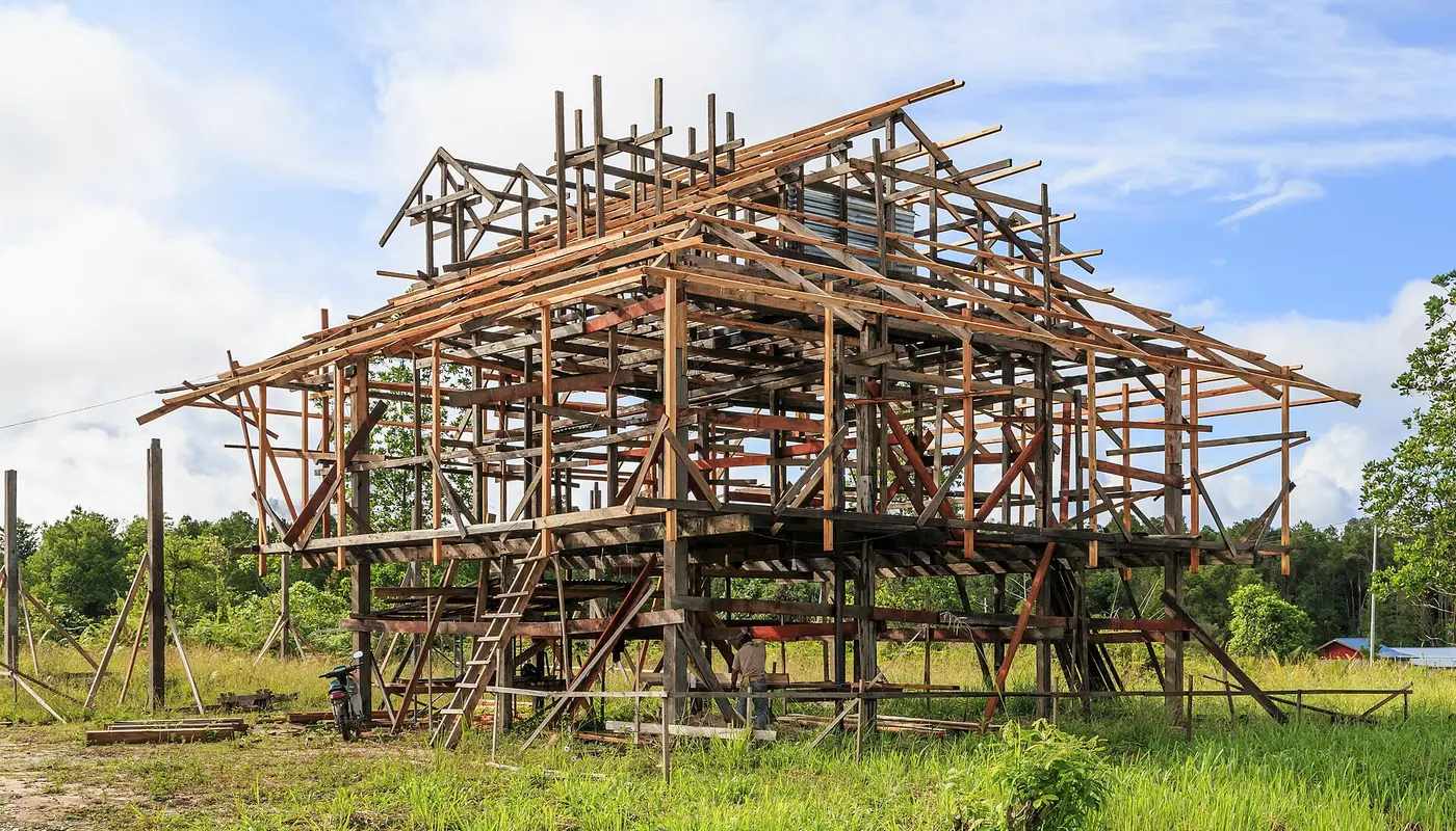 Salarom Sabah Frame of a new house 01